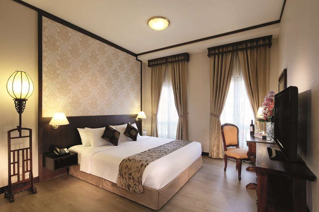 Khách sạn Village Court By Far East Hospitality 4*